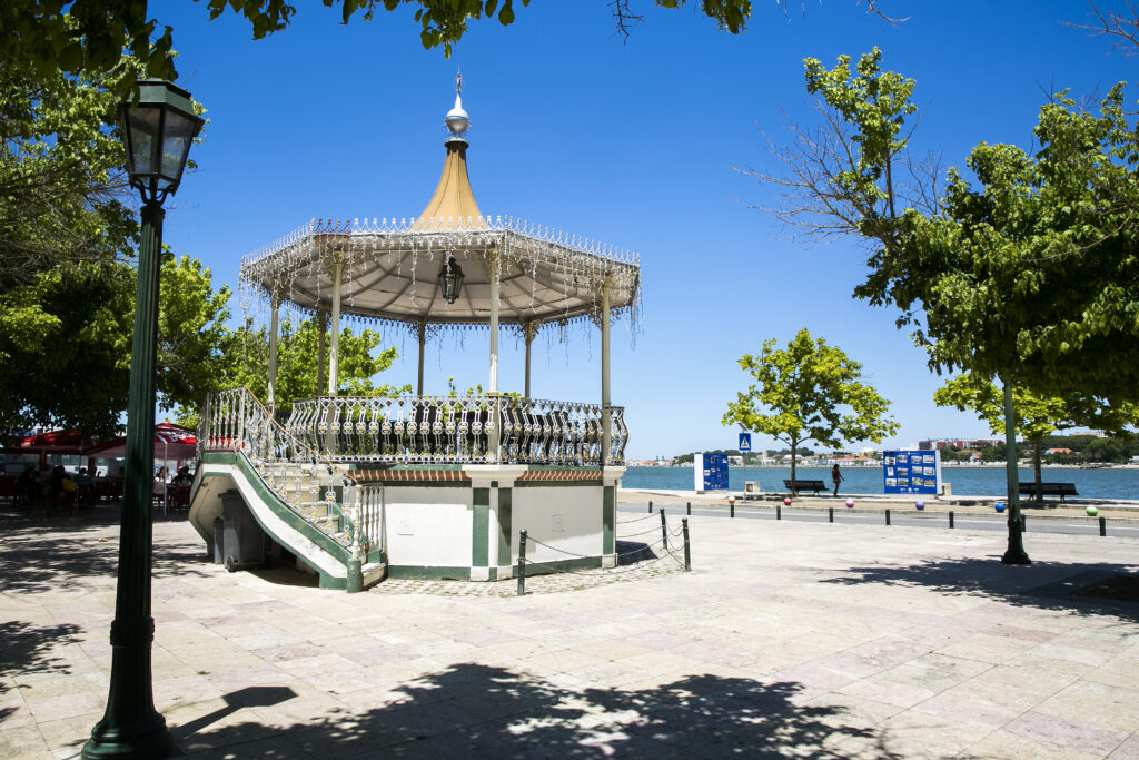 Quiosque da Praça 5 de Outubro, Amora (Seixal)